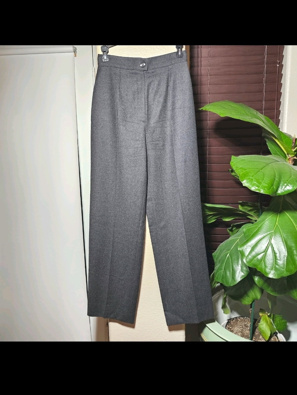 CHANEL Wool and Cashmere Blend Gray Size:26  #10470D Trousers Office Dress Pants